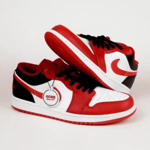 Nike-Air-Jordan-1-Low-Red-Bulls-Chicago-Bulls-Black-Red-White-Authentic