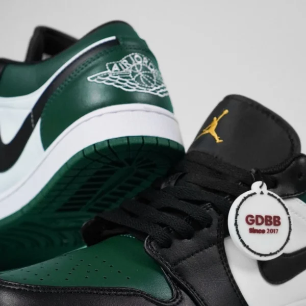 Air-Jordan-1-Low-Black-Green-Toe-Green-Black-White-Authentic