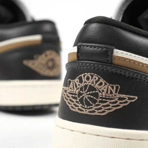 Air-Jordan-1-Low-Sail-Brown-Mocha-Shadow-Brown-Mocha-Authentic