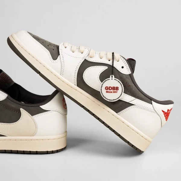 Air-Jordan-1-Low-x-Travis-Scott-Reverse-Mocha-Brown-White-Authentic