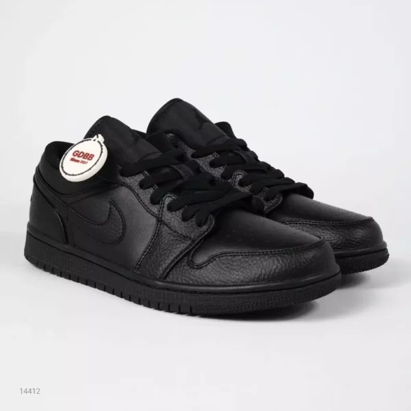 Sepatu-Nike-Air-Jordan-1-Low-Tripleblack-Allblack-Sneakers-Casual-Authentic
