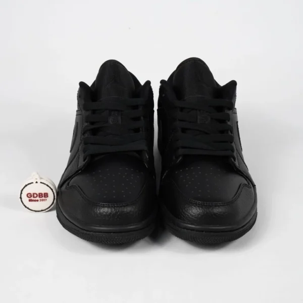 Sepatu-Nike-Air-Jordan-1-Low-Tripleblack-Allblack-Sneakers-Casual-Authentic