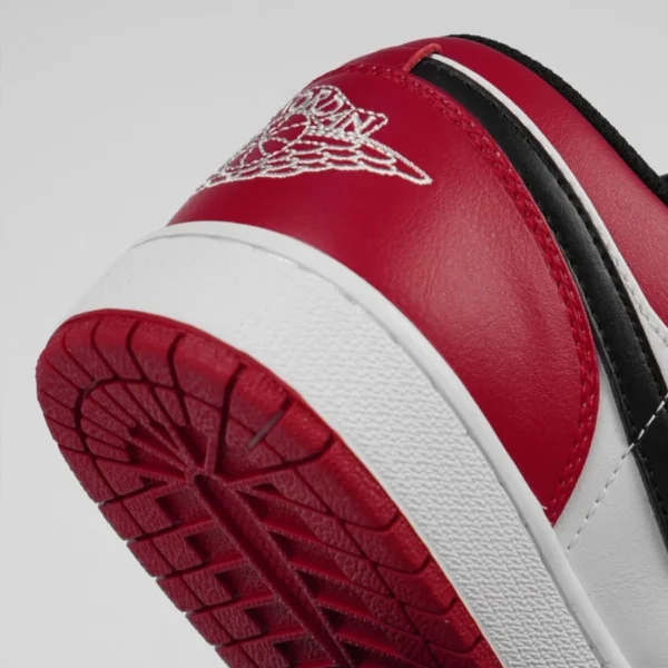 Nike-Air-Jordan-1-Low-Bred-Toe-2021-Black-White-Red-Authentic