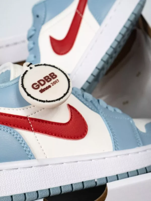 Sepatu-Nike-Air-Jordan-1-Low-Blue-Whisper-Dune-Red-Authentic-Sneakers