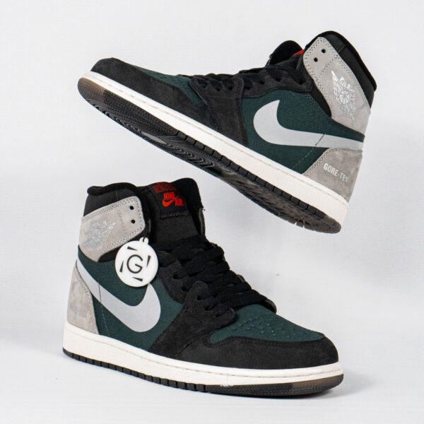 Sepatu-Nike-Air-Jordan-1-High-Element-Gore-Tex-Black-Grey-Sneakers-Authentic