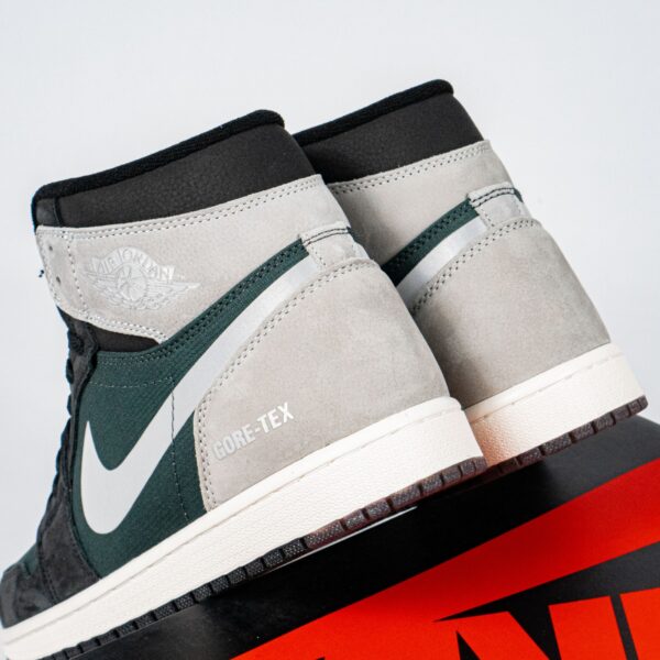 Sepatu-Nike-Air-Jordan-1-High-Element-Gore-Tex-Black-Grey-Sneakers-Authentic