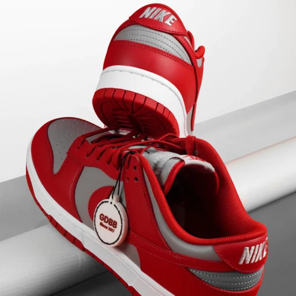 Dunk-Low-Retro-UNLV-Varsity-Red-2021-Red-Grey-Authentic