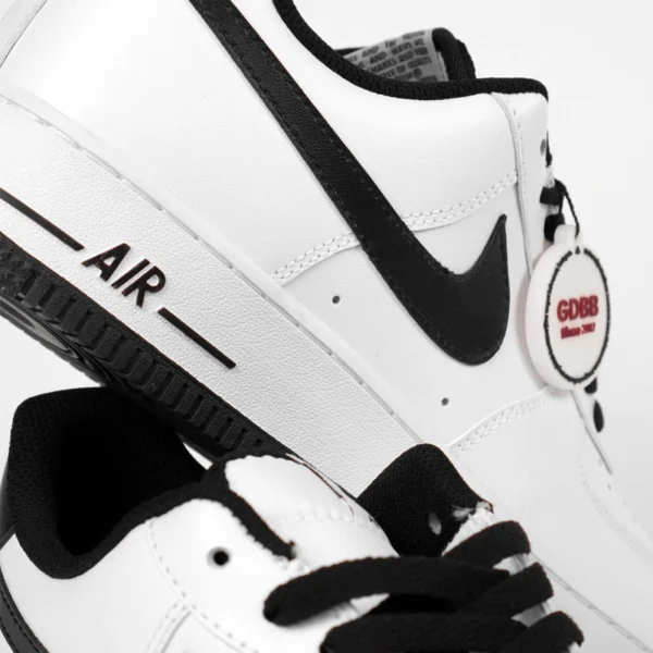 air-force-1-low-07-classic-white-black-white-2022-authentic