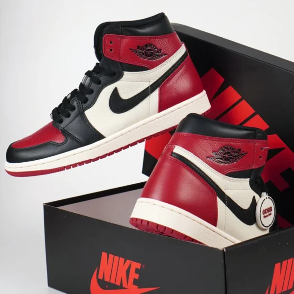 Sepatu-Jordan-1-Retro-High-OG-Bred-Toe-Black-White-Red-Authentic