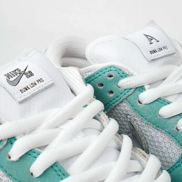 SB-Dunk-Low-April-Skateboards-Turbo-Green-Authentic