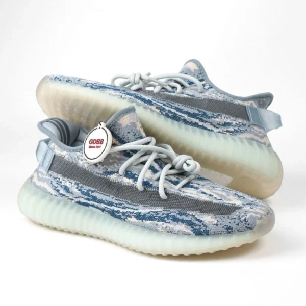 Adidas-Yeezy-350-Boost-V2-MX-Blue-Frost-Ice-Blue-Sky-Blue-Authentic