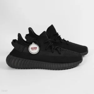 Adidas-Yeezy-350-Boost-V2-Black-Onyx-2022-Allblack-Tripleblack