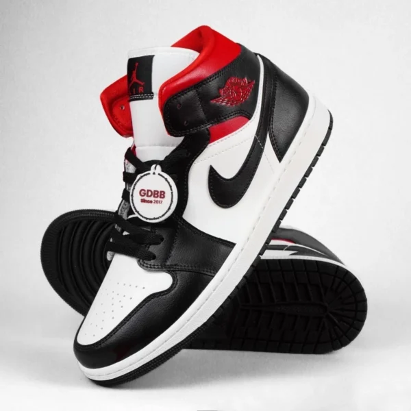 Sepatu-Jordan-1-Mid-Gym-Red-Panda-Black-Red-White-Toe-Authentic