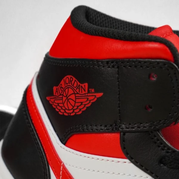 Sepatu-Jordan-1-Mid-Alternate-Bred-Toe-Black-White-Red-Authentic