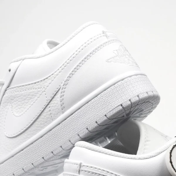 Air-Jordan-1-Low-Allwhite-Pure-Platinum-Triplewhite-Full-White-Authentic