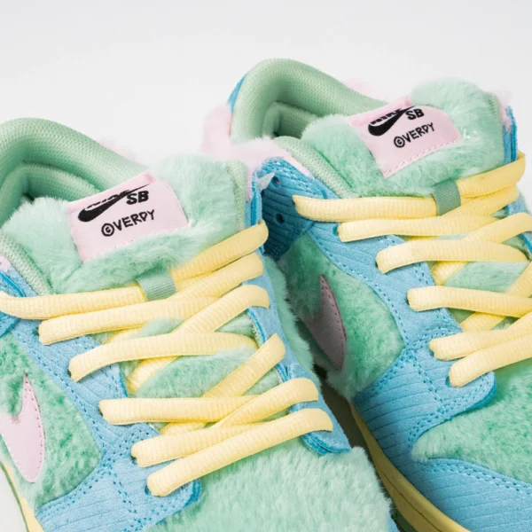 Sepatu-SB-Dunk-Low-Verdy-Visty-Blue-Enamel-Green-Sneakers-Authentic