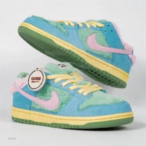 Sepatu-SB-Dunk-Low-Verdy-Visty-Blue-Enamel-Green-Sneakers-Authentic