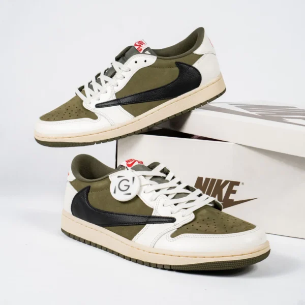 Sepatu-Air-Jordan-1-Low-x-Travis-Scott-Medium-Olive-Green