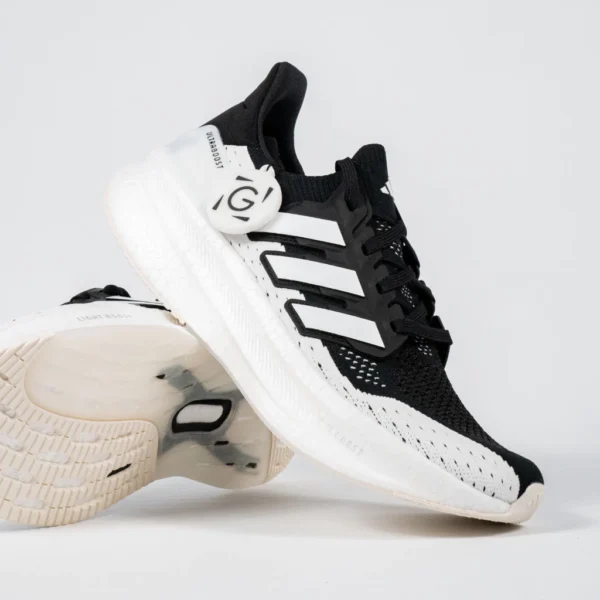sepatu-adidas-ultraboost-5-black-white-sneakers-authentic