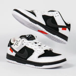 SB-Dunk-Low-Pro-x-Tightbooth-Black-and-White-Authentic
