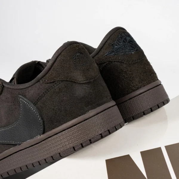 Air-Jordan-1-Low-x-Travis-Scott-Velvet-Brown-Sneakers-Authentic