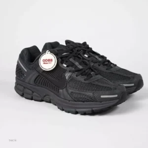 sepatu-zoom-vomero-5-anthracite-black-allblack-sneakers-authentic