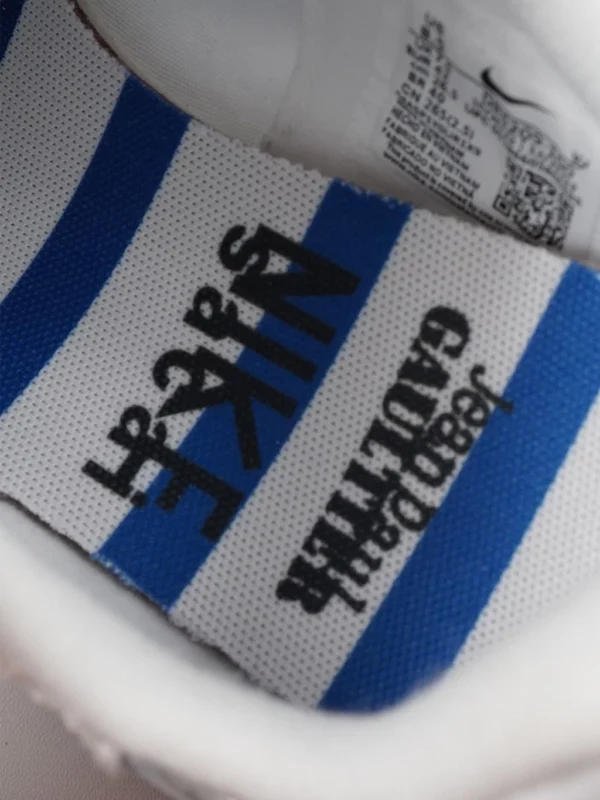 nike-sacai-vaporwaffle-woven-white-jean-paul-gaultier-authentic