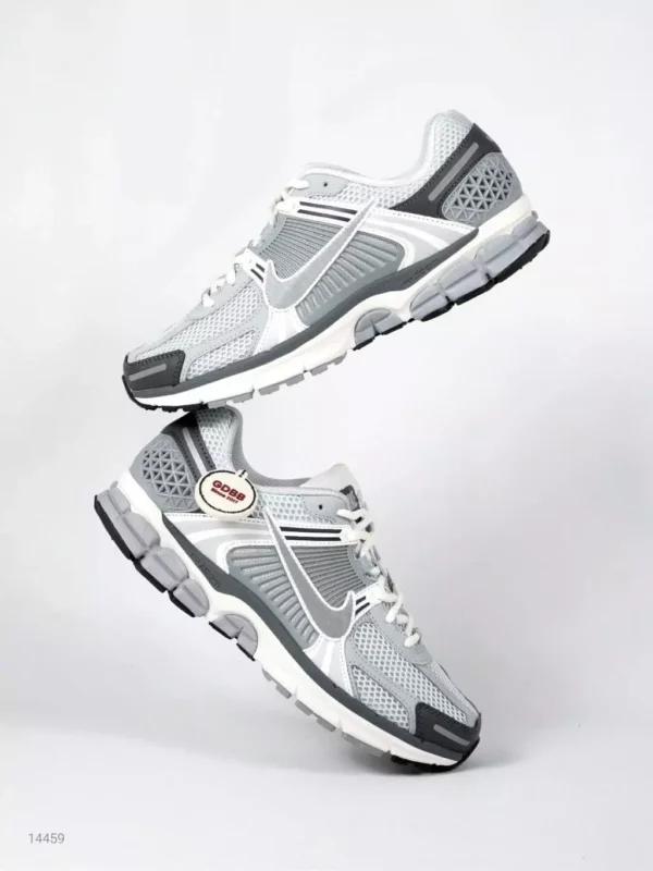 sepatu-zoom-vomero-5-earth-grey-sneakers-authentic