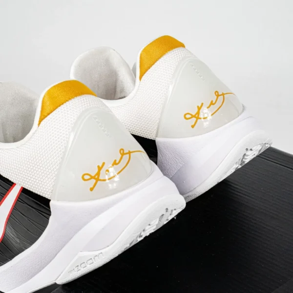 sepatu-basket-zoom-kobe-5-protro-bruce-lee-alternate-white-sneakers-authentic