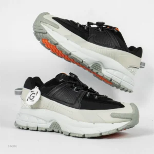 sepatu-zoom-vomero-roam-black-light-silver-sneakers-authentic