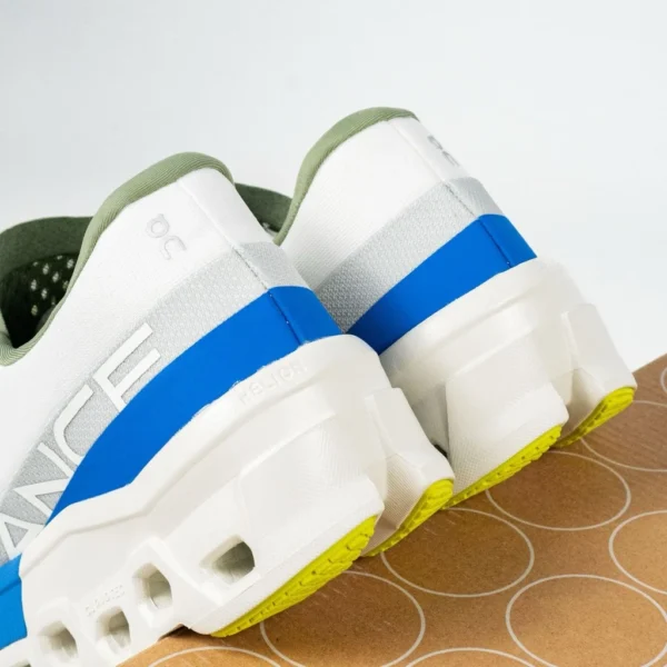 sepatu-running-cloudmonster-2-distance-white-lapis-sneakers-authentic