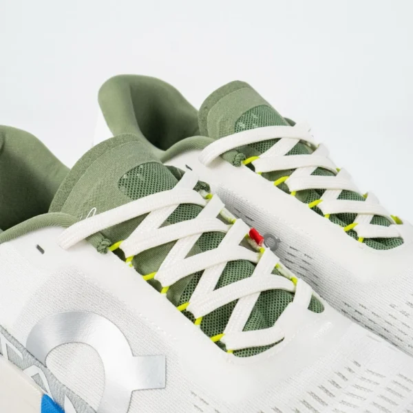 sepatu-running-cloudmonster-2-distance-white-lapis-sneakers-authentic