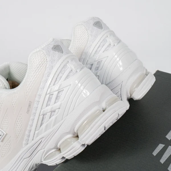 sepatu-new-balance-1906r-triple-white-allwhite-sneakers-authentic