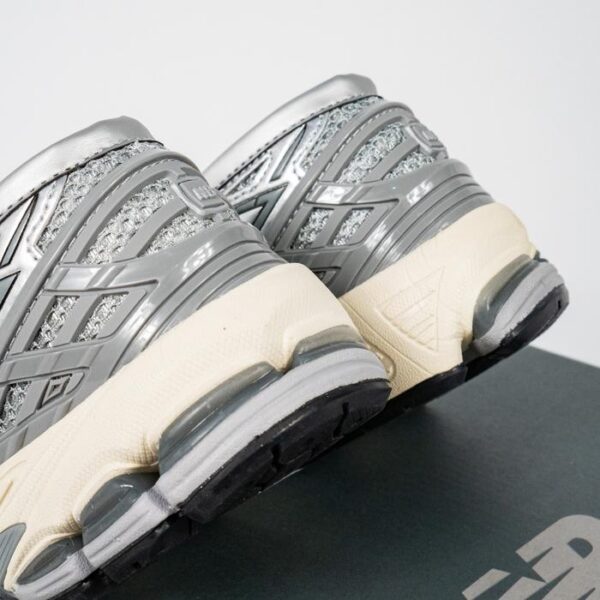 sepatu-new-balance-nb-1906l-loafers-silver-shadow-grey-sneakers-authentic