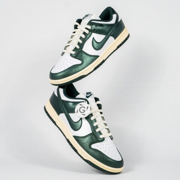 Sepatu Nike Dunk Low Retro Vintage Green Sneakers Authentic - Image 5