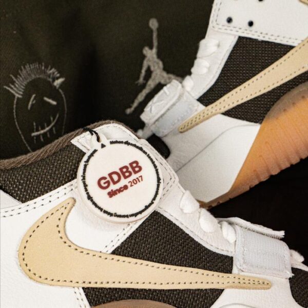 sepatu-jordan-jumpman-jack-travis-scott-tr-sail-mocha-sneakers-authentic