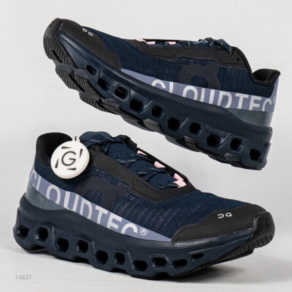 sepatu-on-running-on-cloudmonster-void-atmos-yozakura-navy-sneakers-authentic-2