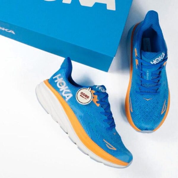 hoka-one-one-hoka-1-clifton-9-coastal-sky-blue-white-running-road-authentic