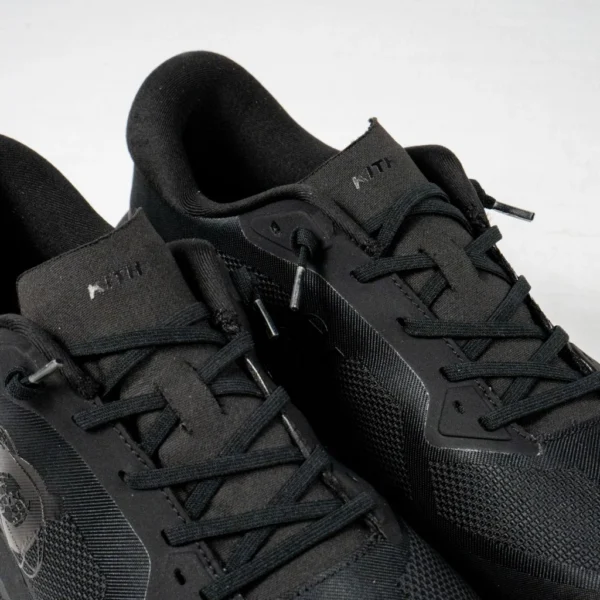 sepatu-on-running-cloudzone-x-kith-black-fullblack-sneakers-authentic