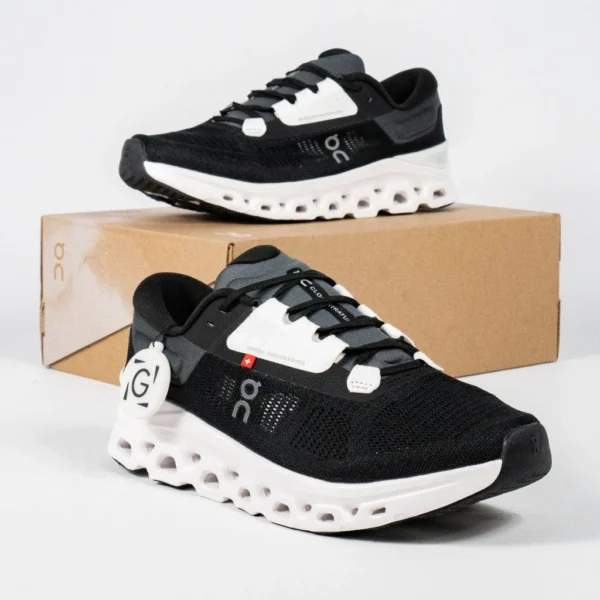 sepatu-running-cloudstratus-3-black-frost-black-white-sneakers-authentic