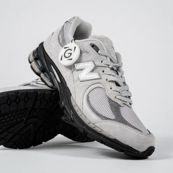 sepatu-new-balance-2002r-grey-black-jd-exclusive-sneakers-authentic
