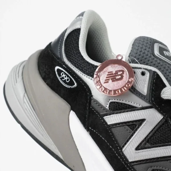 nb-990v6-made-in-usa-black-white-grey-authentic