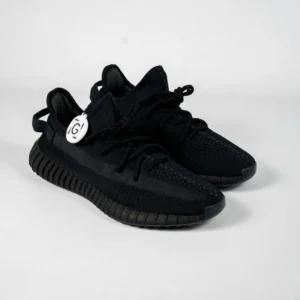 sepatu-adidas-yeezy-350-boost-v2-black-onyx-sneakers-authentic