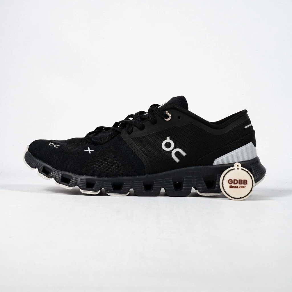 sepatu-cloud-x3-black-allblack-sneakers-authentic