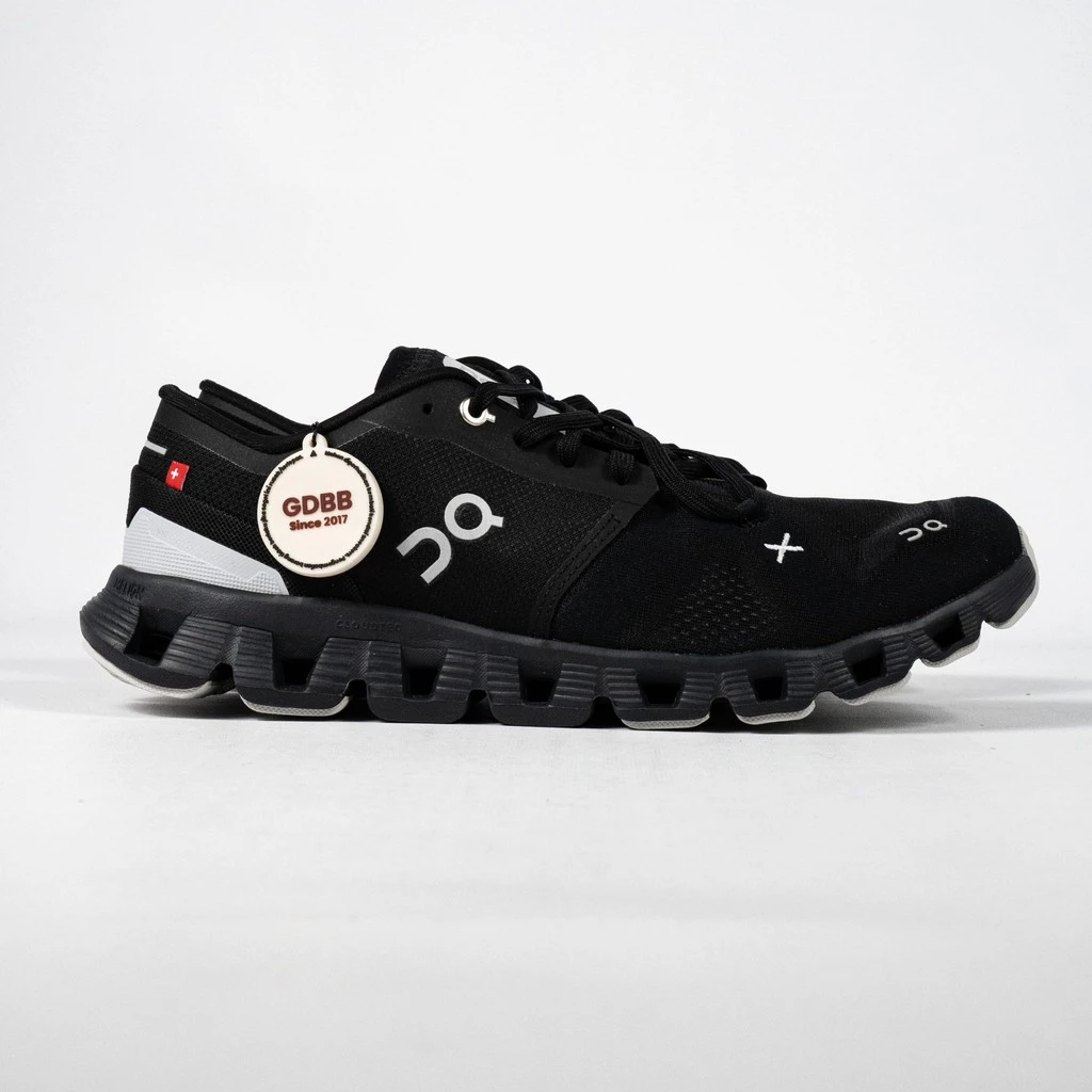 sepatu-cloud-x3-black-allblack-sneakers-authentic
