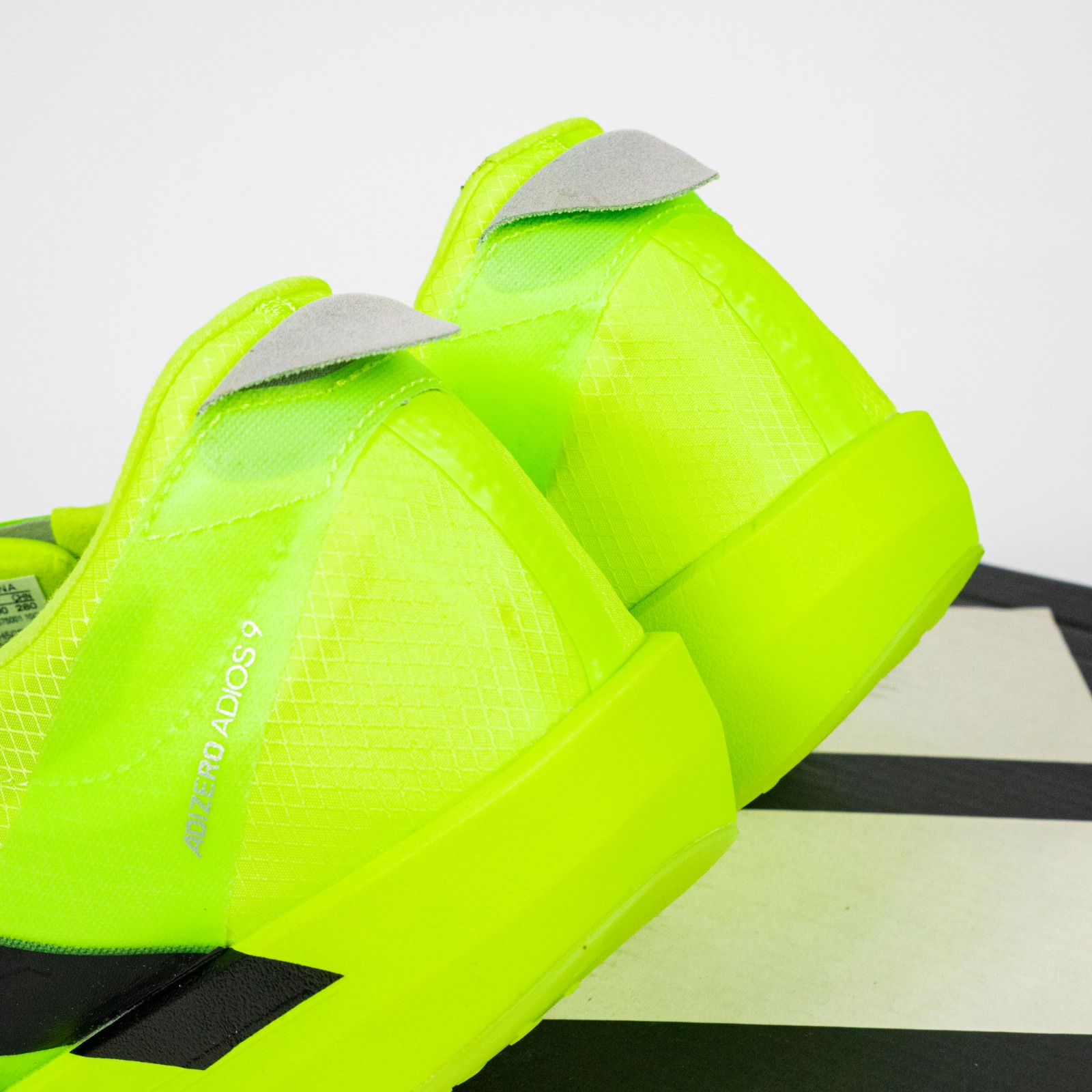 Sepatu Adidas Adizero Adios 9 Lucid Lemon Black Sneakers Authentic - Image 4