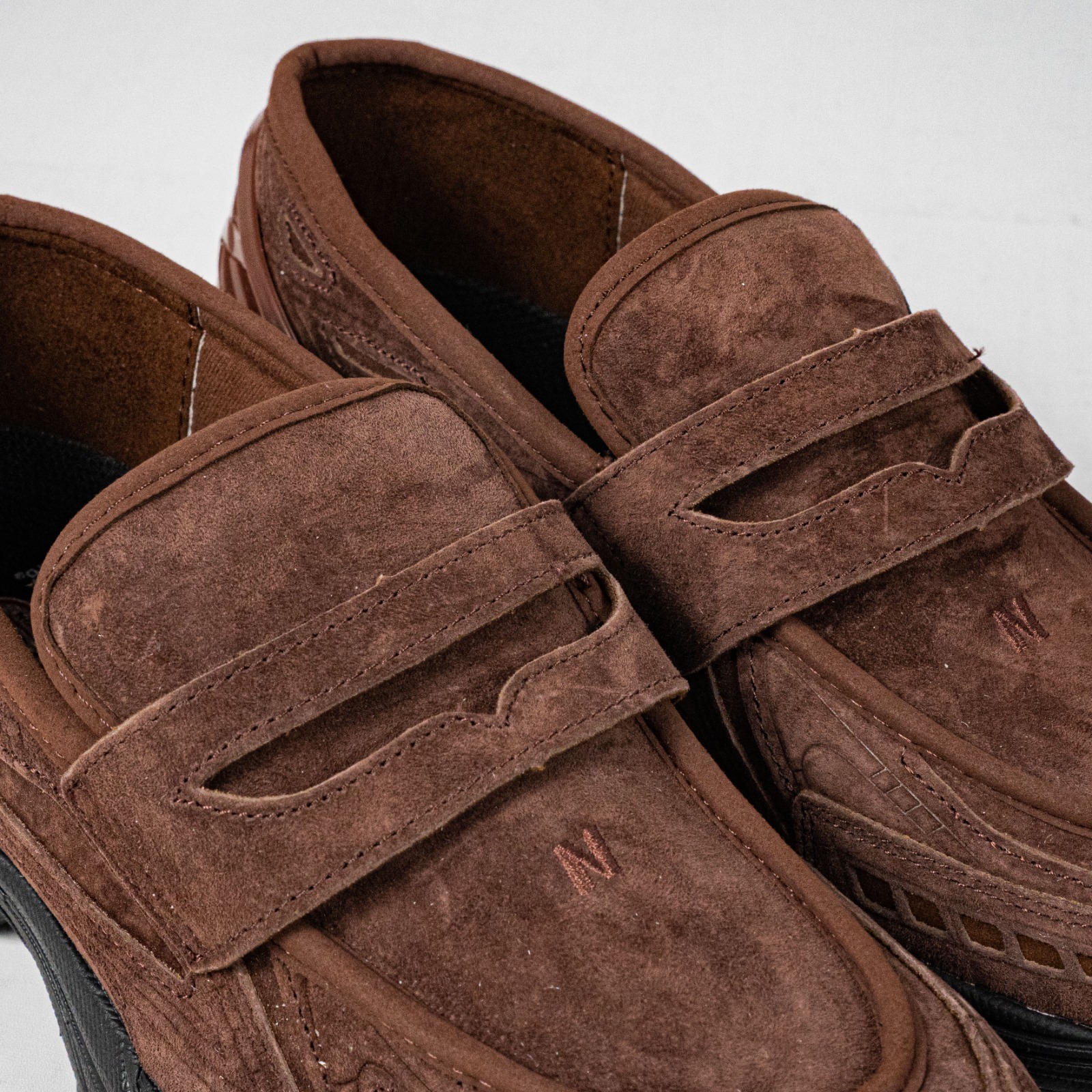 Sepatu New Balance NB 1906L Loafers Rich Oak Brown Black Cement Sneakers Authentic - Image 4