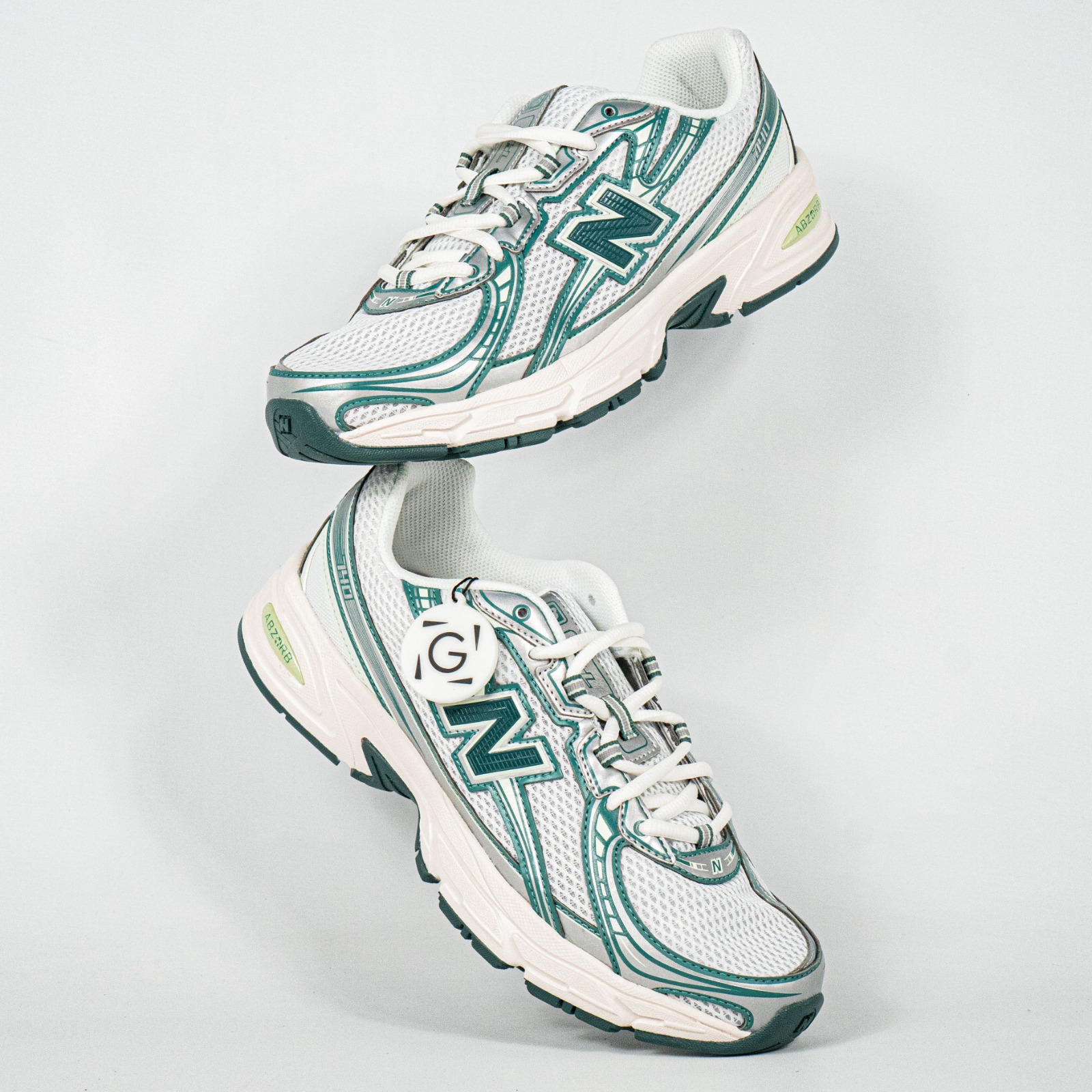 Sepatu NB New Balance 740 White Marsh Green Sneakers Authentic - Image 4