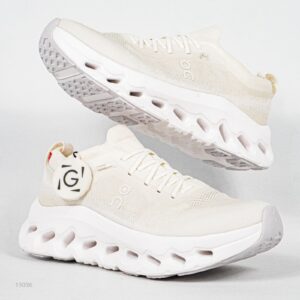 Sepatu On Running Cloudtilt Moon White Frost Sneakers Authentic