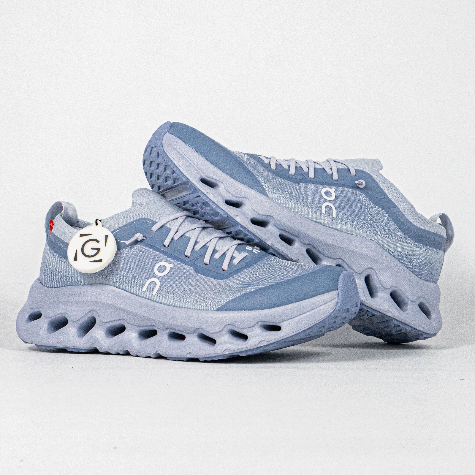 Sepatu On Running Cloudtilt Moon Nimbus Sneakers Authentic - Image 2